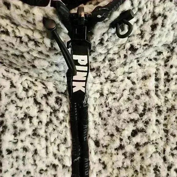 Victoria's Secret PINK Fleece sweatshirt - Picture 4 of 13